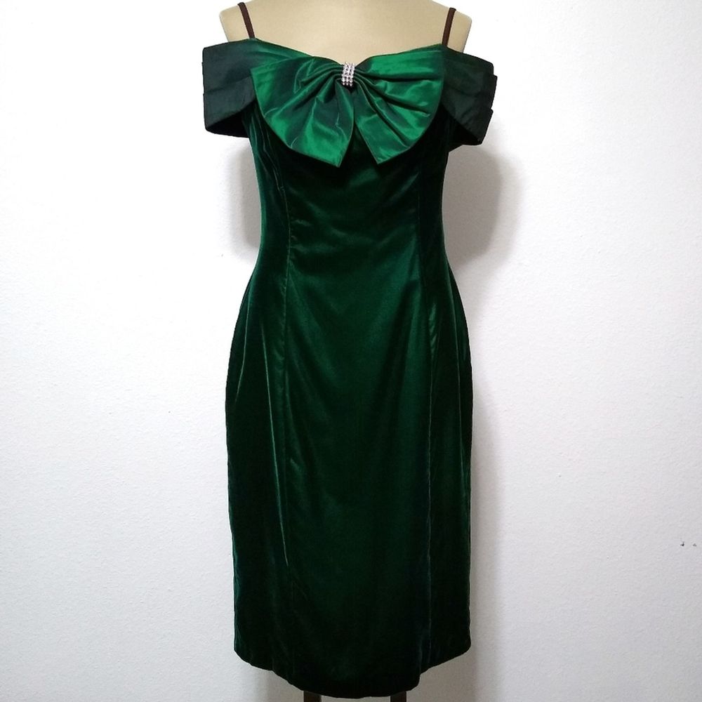 Vintage Late Edition emerald velvet and satin prom